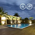 Antillia Hotel