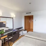 Antillia Hotel 4*